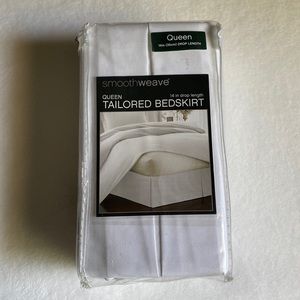 Tailored bedskirt queen size